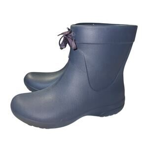 Crocs Free sail Shorty Rain Boots Navy Blue Women's 6 Waterproof Utility
